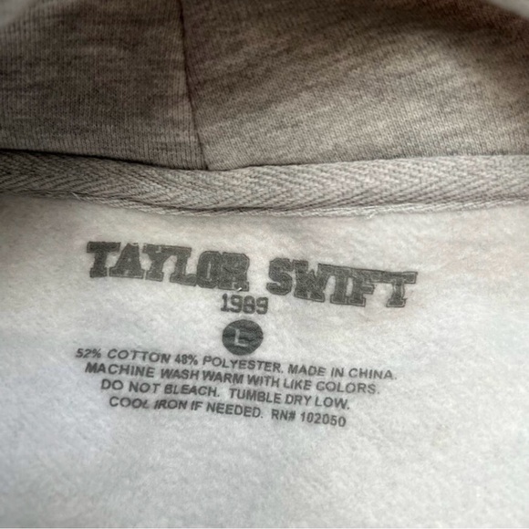 Taylor Swift 1989 tour gray hoodie sweatshirt TS embroidered official - Picture 4 of 4
